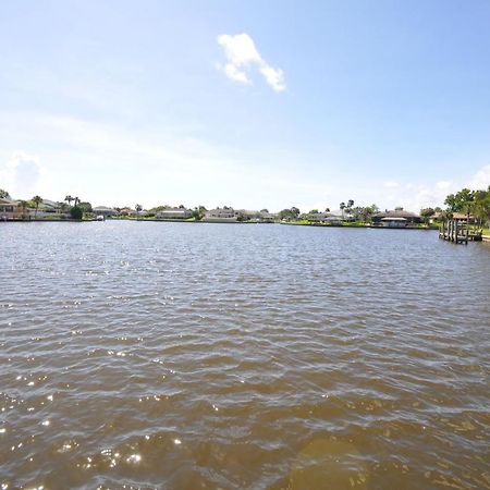 Sunset Bay Beautiful Pool Home - Bring Your Boat Or Jet Ski - Canal With Dock- Sleeps 10 - 4 Bd 팜 코스트 외부 사진