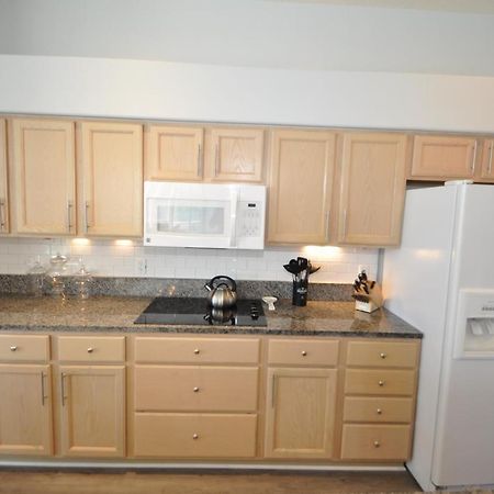 Sunset Bay Beautiful Pool Home - Bring Your Boat Or Jet Ski - Canal With Dock- Sleeps 10 - 4 Bd 팜 코스트 외부 사진