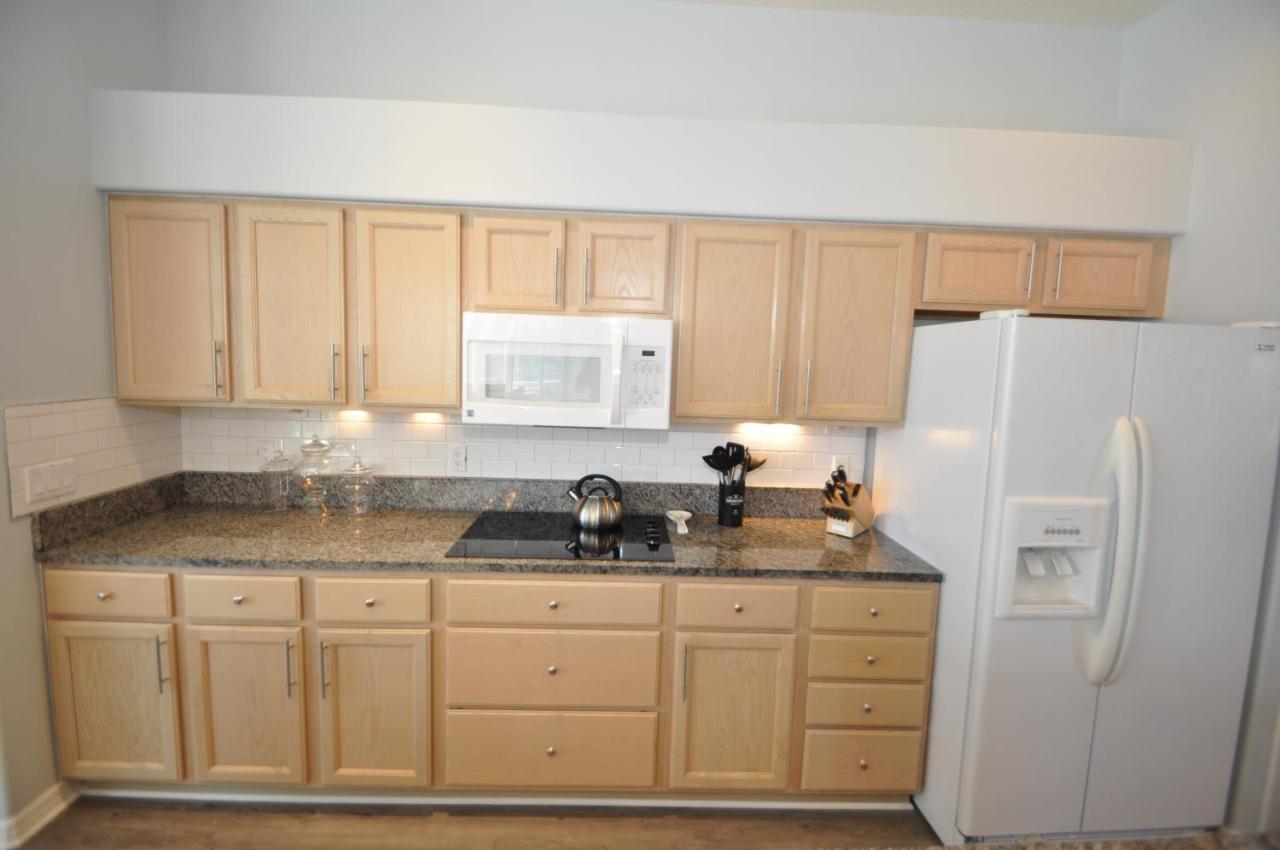 Sunset Bay Beautiful Pool Home - Bring Your Boat Or Jet Ski - Canal With Dock- Sleeps 10 - 4 Bd 팜 코스트 외부 사진